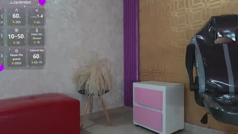 Snapshot of lucia_oregon chatting on 07.19.26 L U C I A online show from 07.19.26