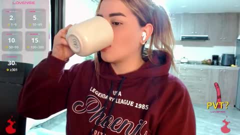 lucia star  online show from 11.18.25