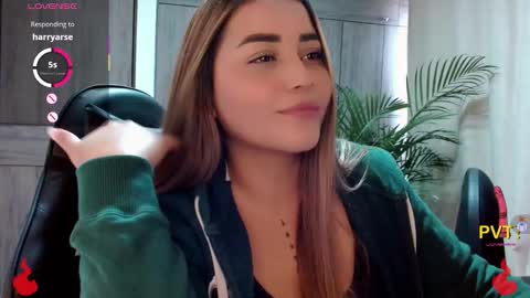 Snapshot of lucia_star_ chatting on 02.09.26 lucia star online show from 02.09.26