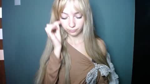 Lucy online show from 09.25.25