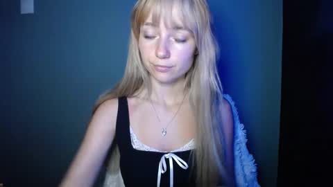 Lucy online show from 09.26.25