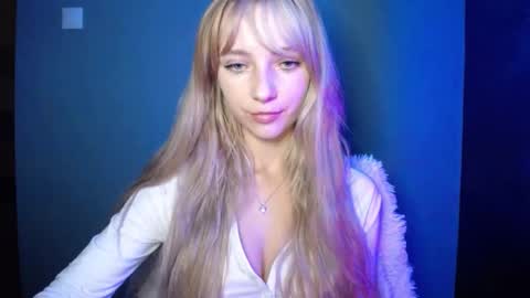 Lucy online show from 10.08.25