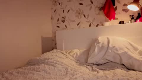 Lucia online show from 11.25.25