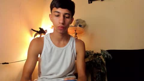 Snapshot of lucian_davii chatting on 12.17.25 Pirulo online show from 12.17.25