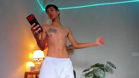 Snapshot of lucian_davii chatting on 06.12.26 Pirulo online show from 06.12.26