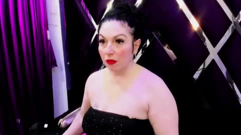 Snapshot of luciana_ass chatting on 07.18.26 Luci online show from 07.18.26