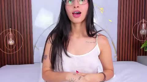 Snapshot of lucianasmith_ chatting on 06.16.26 Luci online show from 06.16.26