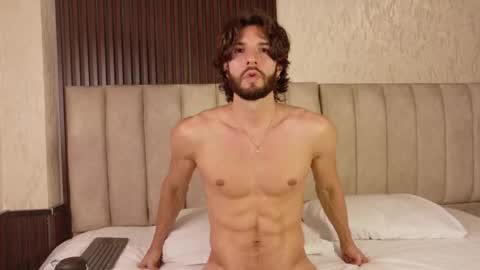 Luciano online show from 11.11.25