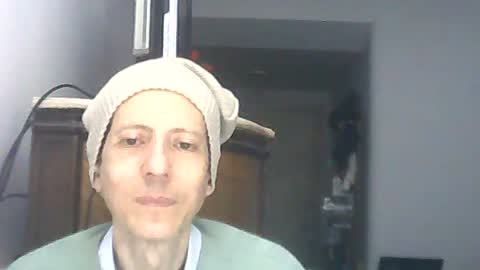 Snapshot of lucianoaxel chatting on 06.13.26 Luciano online show from 06.13.26