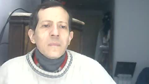 Snapshot of lucianoaxel chatting on 06.23.26 Luciano online show from 06.23.26