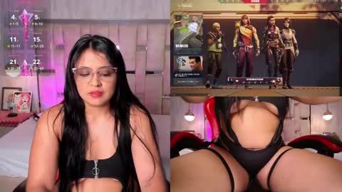 Snapshot of luciareid chatting on 04.23.26 Lucia online show from 04.23.26