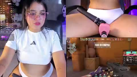Snapshot of luciareid chatting on 06.17.26 Lucia online show from 06.17.26
