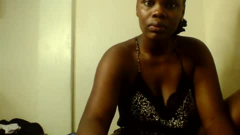 luciaresa online show from 07.15.26