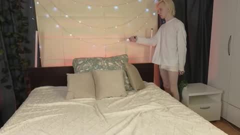 Snapshot of lucidangelok chatting on 01.15.26 Angelok online show from 01.15.26