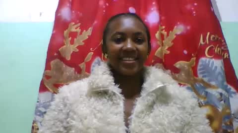Snapshot of lucie196645 chatting on 06.10.26 lucie196645 online show from 06.10.26