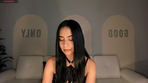 Lucie Martin online show from 05.01.26