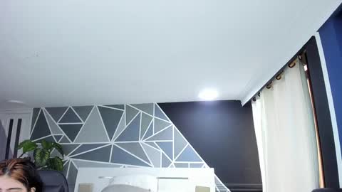 Lucy  online show from 02.04.25