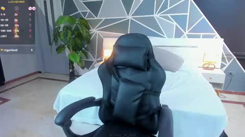 Lucy  online show from 02.28.25