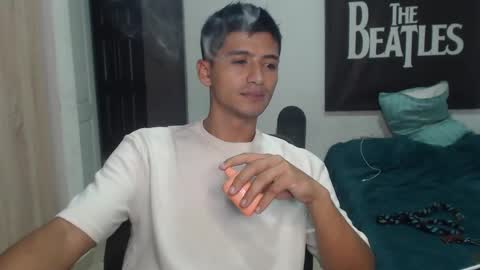 Snapshot of lucifferr_ chatting on 01.29.25 leonel online show from 01.29.25