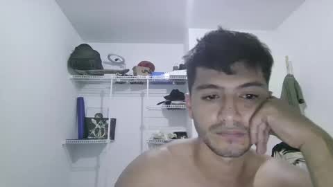 Snapshot of lucifferr_ chatting on 02.27.26 leonel online show from 02.27.26