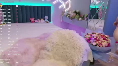 Snapshot of lucifiella chatting on 03.08.26 MimiFors online show from 03.08.26