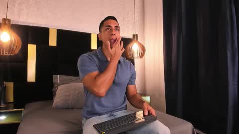 Snapshot of lucio__fox chatting on 03.17.26 Lucio online show from 03.17.26