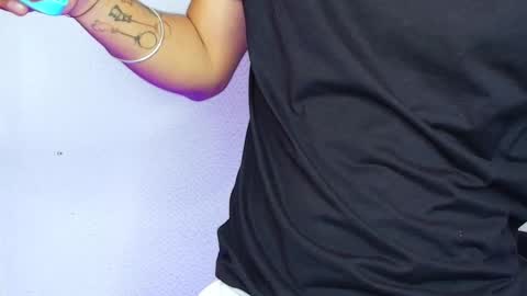 Snapshot of lucky_blessed chatting on 01.14.25 lucky_blessed online show from 01.14.25