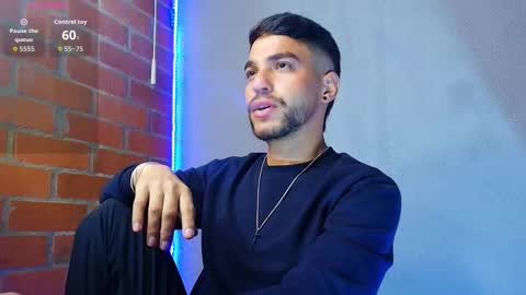 Snapshot of lucky_blessed chatting on 10.29.25 lucky_blessed online show from 10.29.25