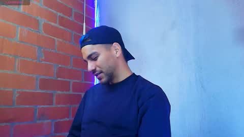 Snapshot of lucky_blessed chatting on 11.06.25 lucky_blessed online show from 11.06.25