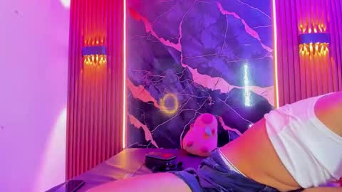 Snapshot of lucky_boys_x chatting on 11.12.25 Stven online show from 11.12.25