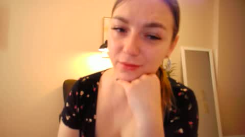 Snapshot of lucky_foryou_baby chatting on 12.23.24 lucky_foryou_baby online show from 12.23.24