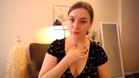 Snapshot of lucky_foryou_baby chatting on 01.02.25 lucky_foryou_baby online show from 01.02.25