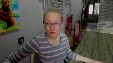 lucky_licky20 online show from 04.15.26