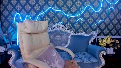 Lucky Rita online show from 10.15.25