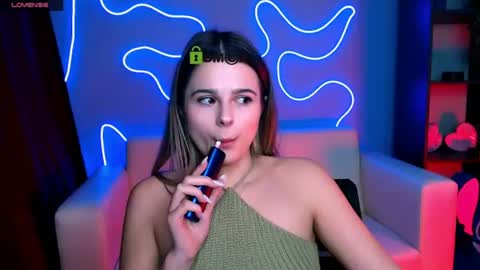 Snapshot of luckybabymeow chatting on 06.26.26 Mila Sweetheart online show from 06.26.26