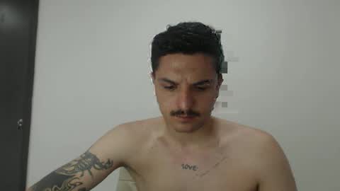 Snapshot of luckyblue01 chatting on 02.18.26 OF online show from 02.18.26