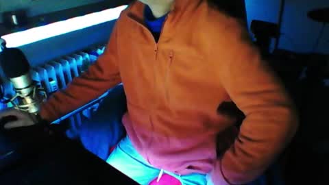        call me  Stefan online show from 03.05.26