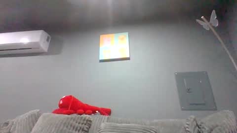 luckygirl96 online show from 10.21.25