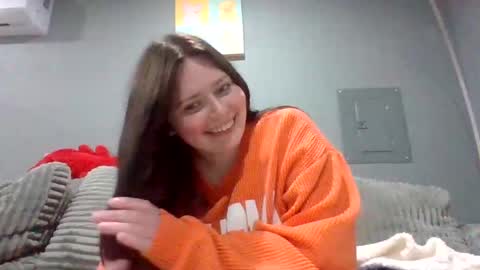 luckygirl96 online show from 10.25.25