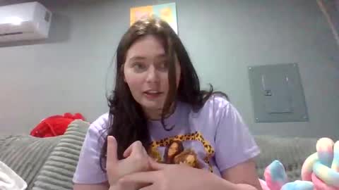 luckygirl96 online show from 10.27.25