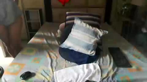 Snapshot of luckyisa chatting on 03.10.25 angelisa online show from 03.10.25