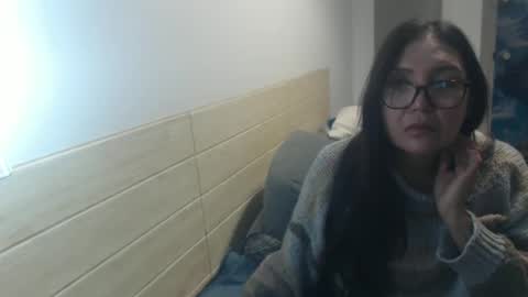 Snapshot of luckyisa chatting on 02.18.26 angelisa online show from 02.18.26