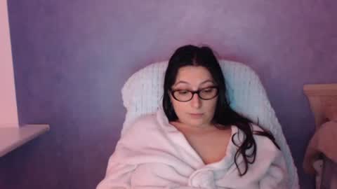 Snapshot of luckylinda23 chatting on 05.15.26 luckylinda23 online show from 05.15.26