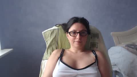 Snapshot of luckylinda23 chatting on 07.06.26 luckylinda23 online show from 07.06.26