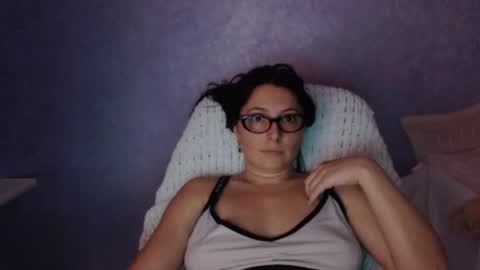 Snapshot of luckylinda23 chatting on 07.28.26 luckylinda23 online show from 07.28.26