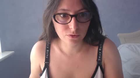 Snapshot of luckylinda23 chatting on 08.04.26 luckylinda23 online show from 08.04.26