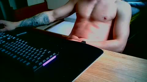 Kangooro LUCAS online show from 02.24.26