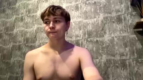 Snapshot of luckymenchik chatting on 11.14.25 Ricky online show from 11.14.25