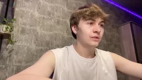 Snapshot of luckymenchik chatting on 01.14.26 Ricky online show from 01.14.26