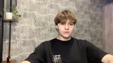 Snapshot of luckymenchik chatting on 02.15.26 Ricky online show from 02.15.26